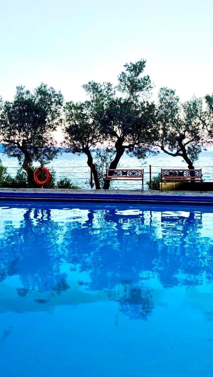 Douka Sea Front Residencies Apartman Monemvasziá Kültér fotó